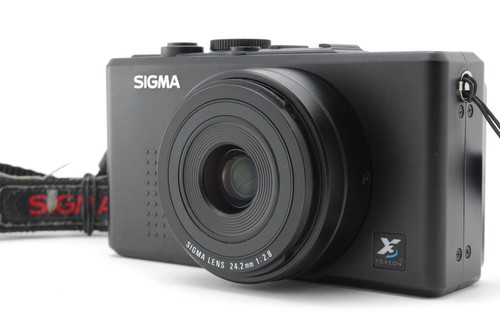 Fotocamera digitale compatta