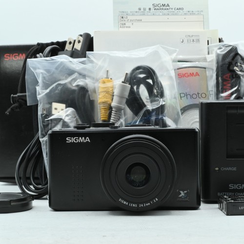 Fotocamera digitale compatta