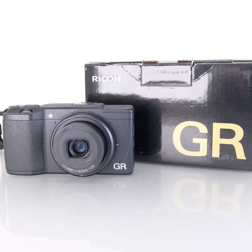 Ricoh fotocamera - gr,